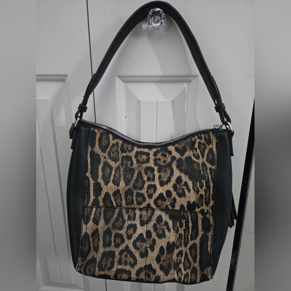 Tahari shoulder bag - Picture 9 of 16